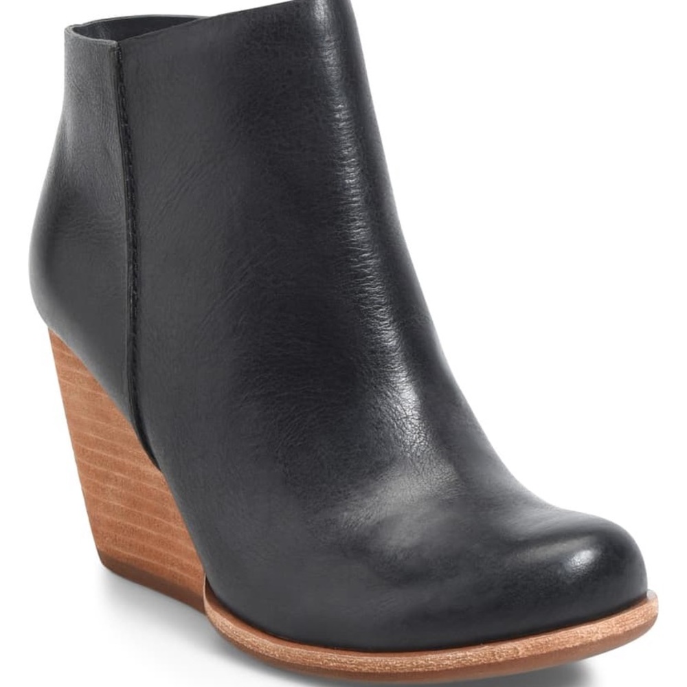 Leather booties